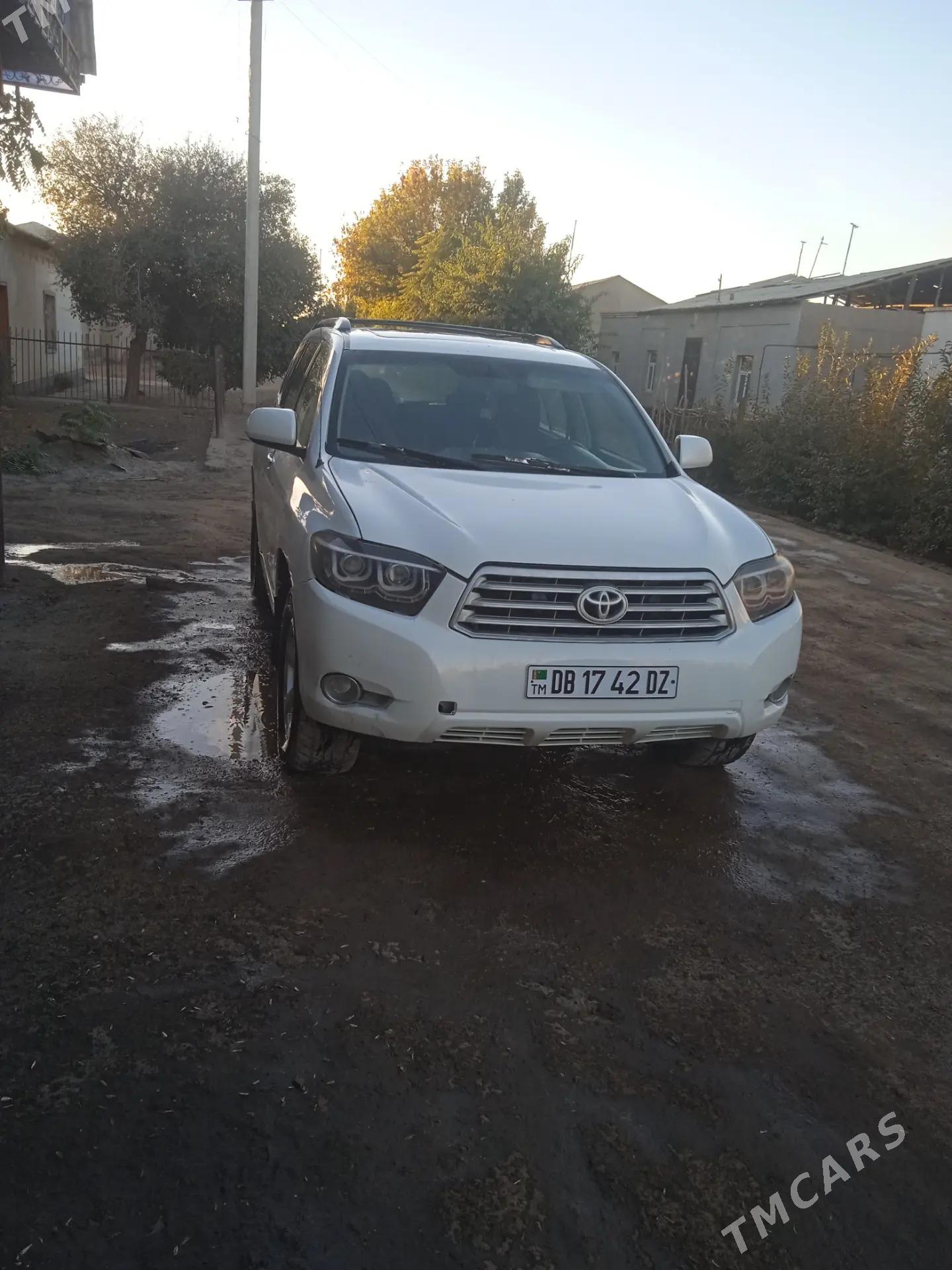 Toyota Highlander 2008 - 250 000 TMT - Дашогуз - img 2