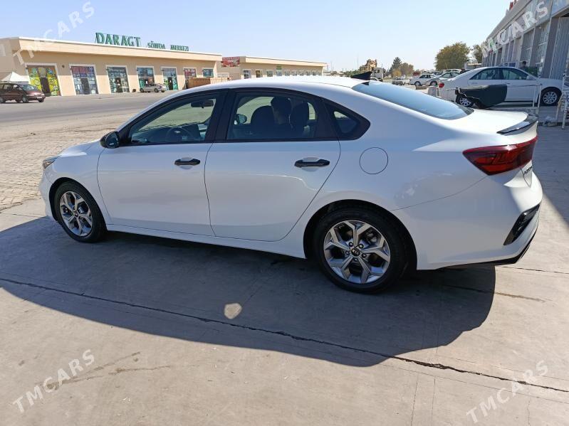 Kia Forte 2021 - 230 000 TMT - Mary - img 3