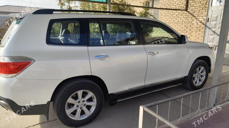 Toyota Highlander 2012 - 380 000 TMT - Дашогуз - img 2