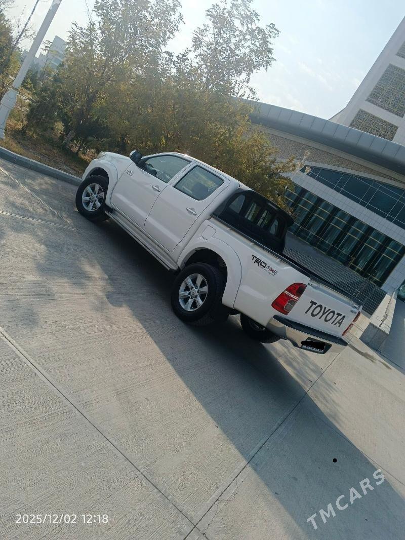 Toyota Hilux 2014 - 398 000 TMT - Balkanabat - img 5