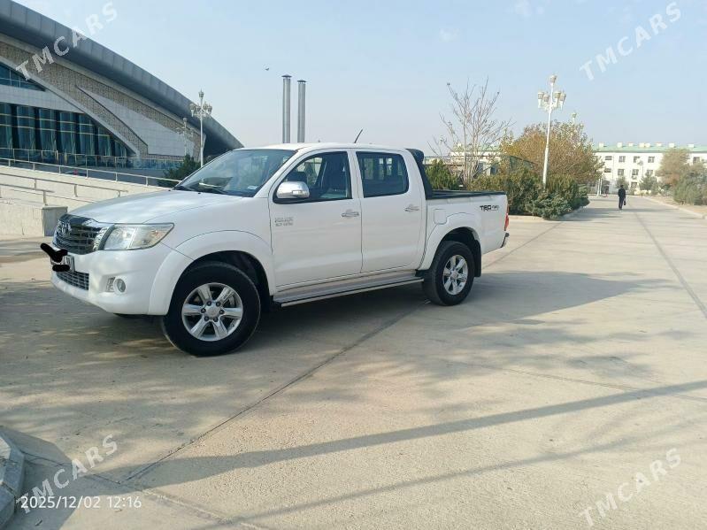 Toyota Hilux 2014 - 398 000 TMT - Balkanabat - img 6
