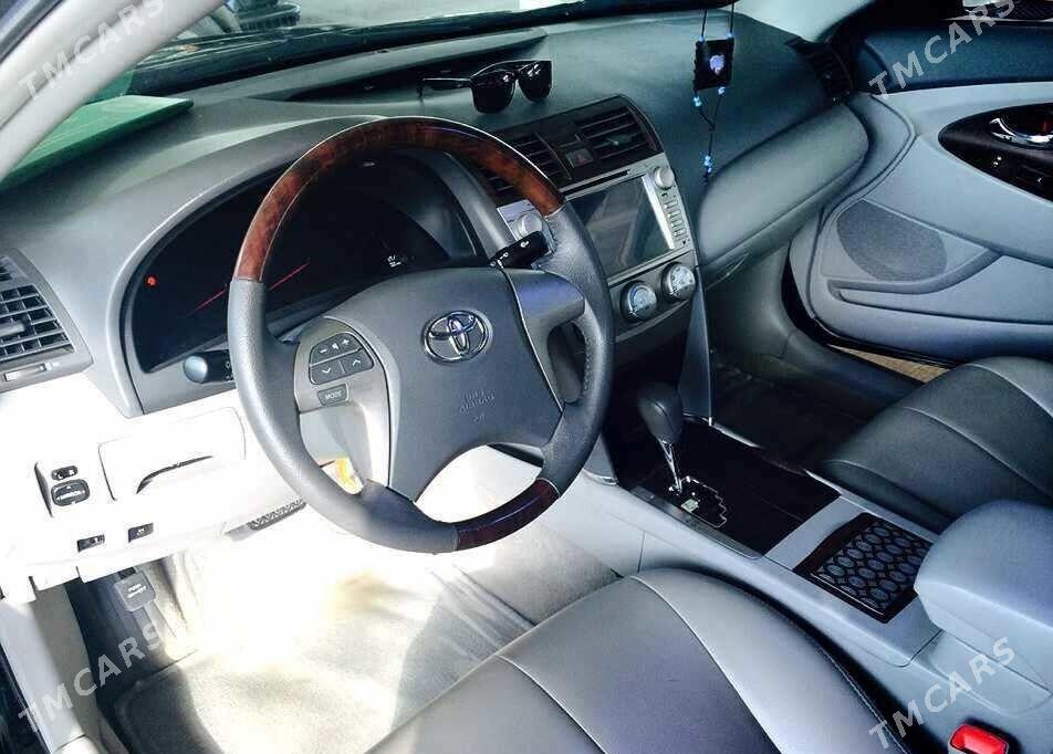 Toyota Camry 2011 - 100 000 TMT - 9 мкр - img 3