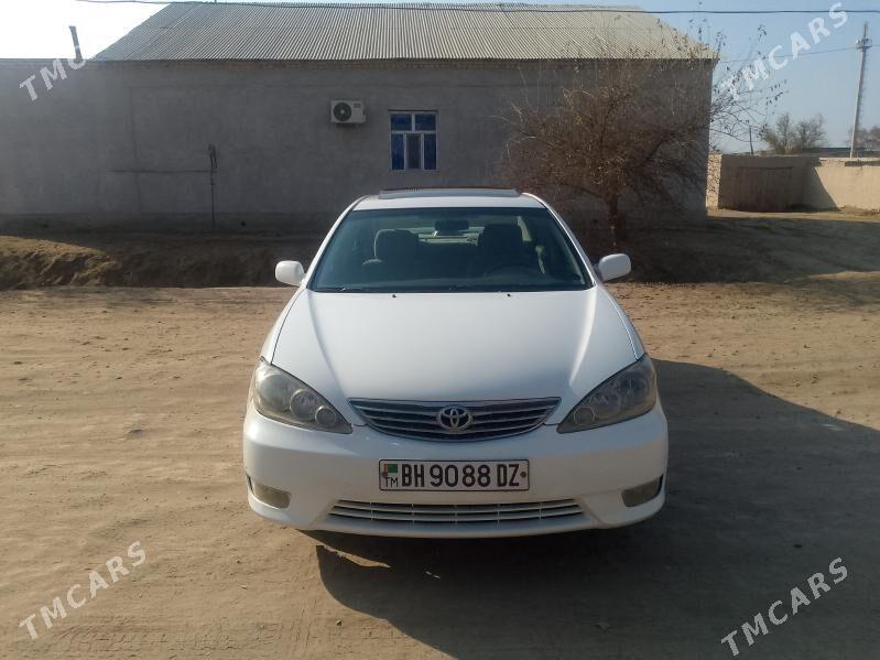 Toyota Camry 2002 - 150 000 TMT - Гурбансолтан Едже - img 3