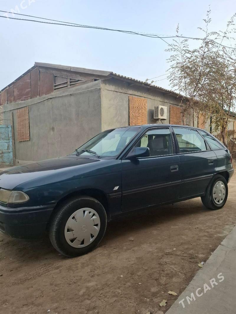 Opel Astra 1993 - 42 000 TMT - Кёнеургенч - img 1