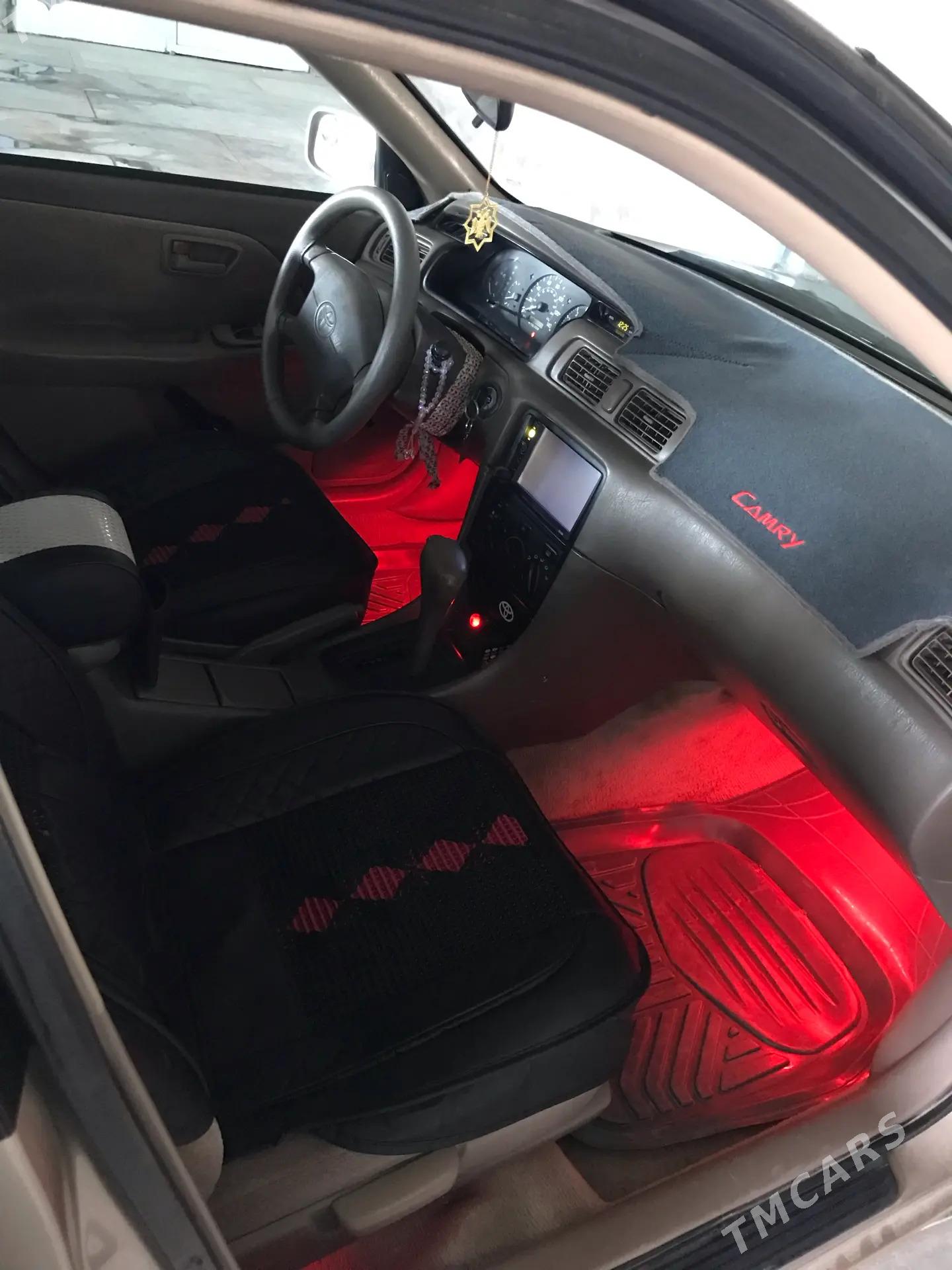 Toyota Camry 2000 - 150 000 TMT - Фарап - img 5