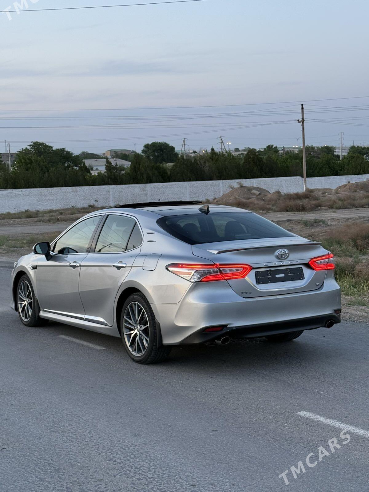 Toyota Camry 2020 - 353 000 TMT - Балканабат - img 4