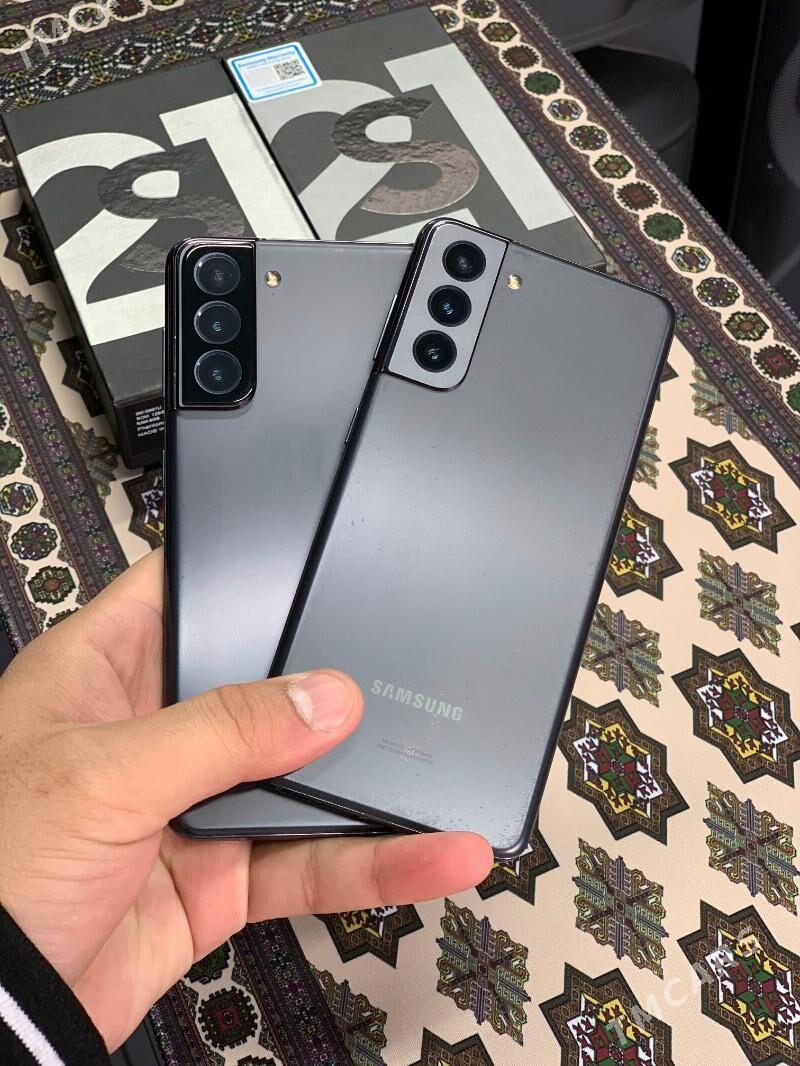 Samsung S21 - Mary - img 1