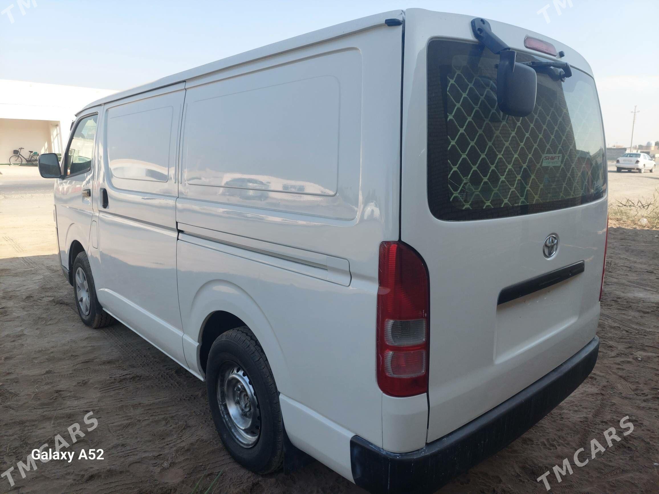 Toyota Hiace 2021 - 440 000 TMT - Dänew - img 5