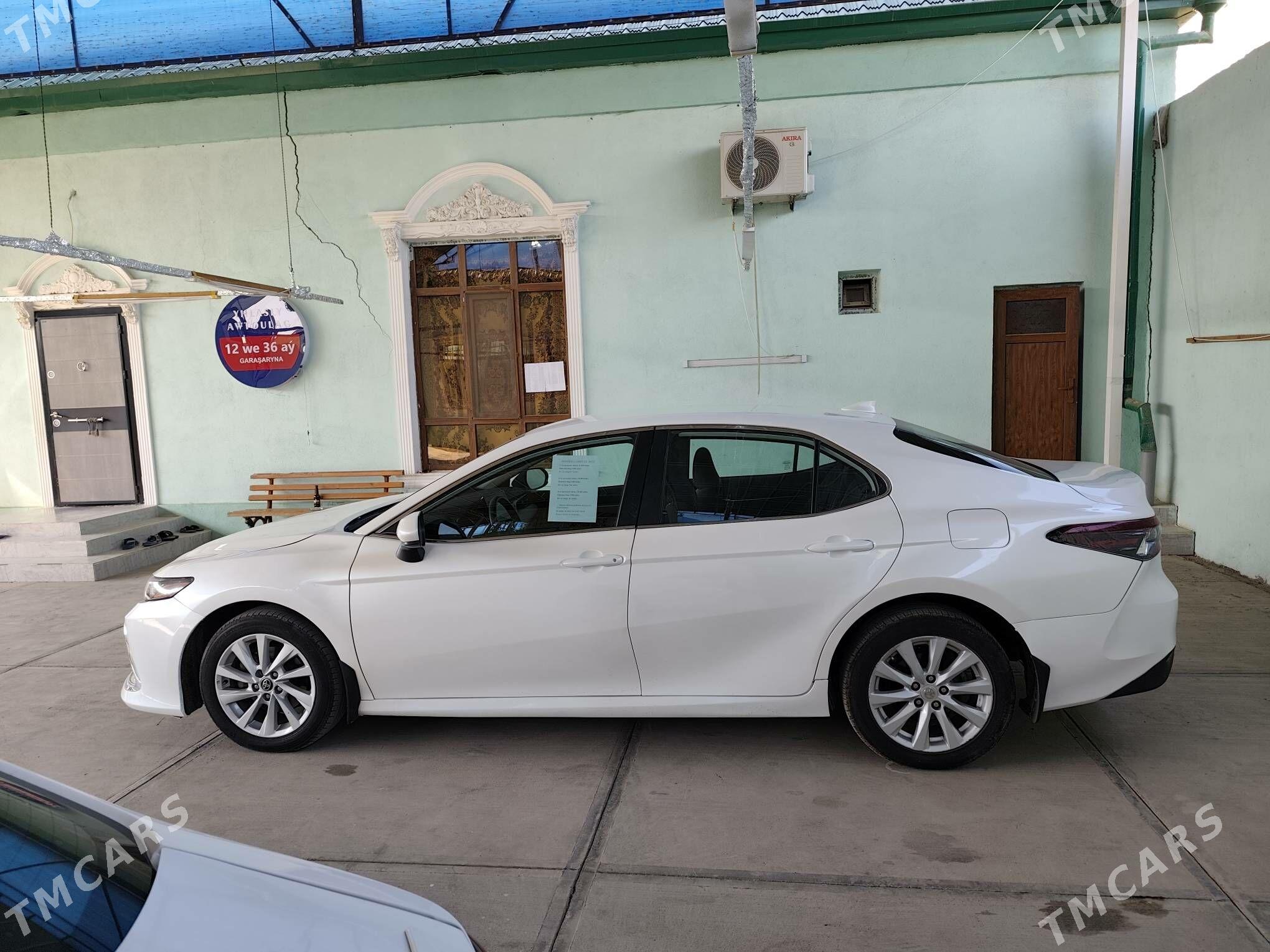 Toyota Camry 2022 - 315 200 TMT - Гарадамак - img 4