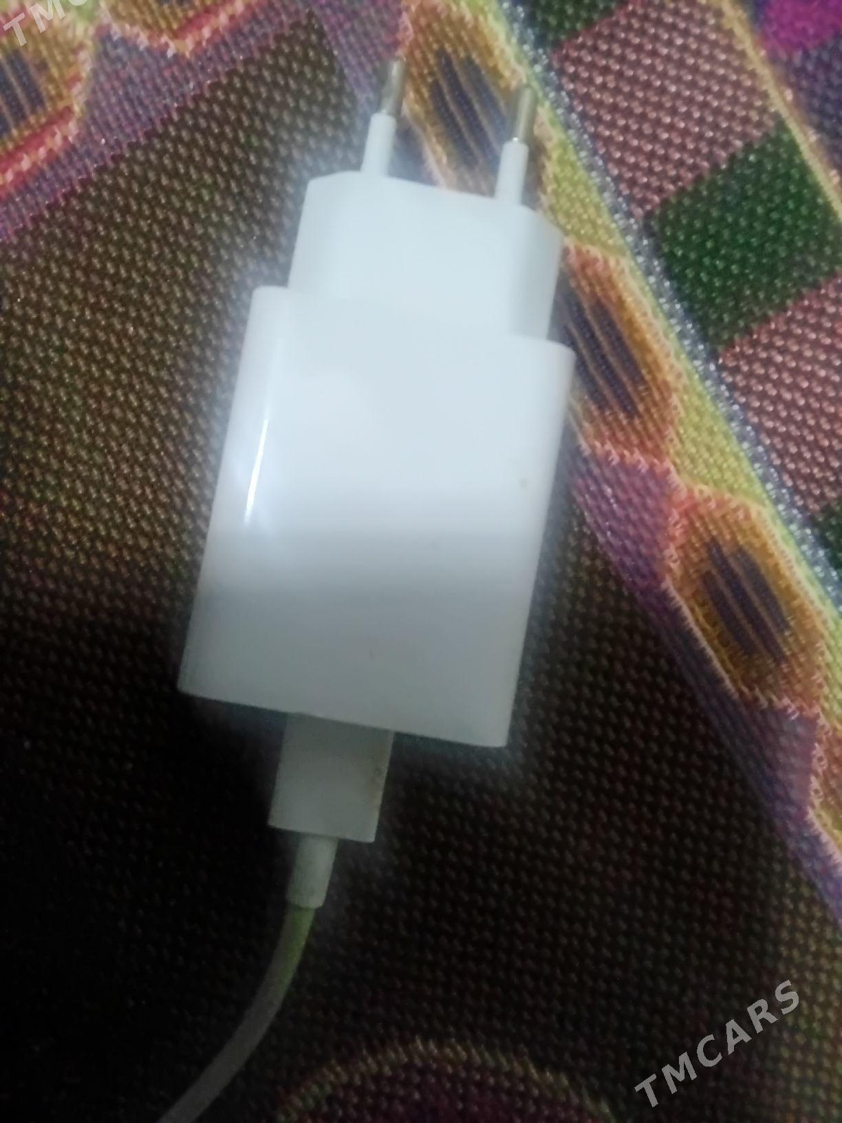 блок питания  зарядник - Балканабат - img 2