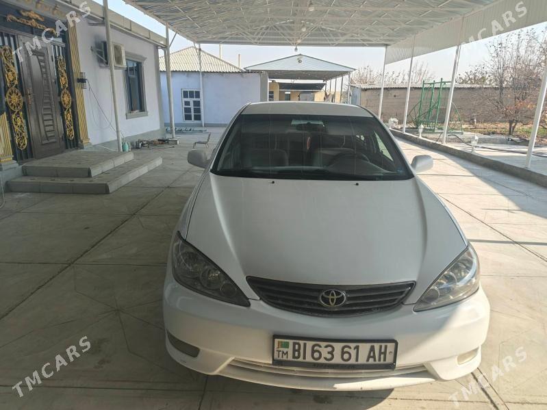 Toyota Camry 2004 - 155 000 TMT - Гёкдепе - img 1