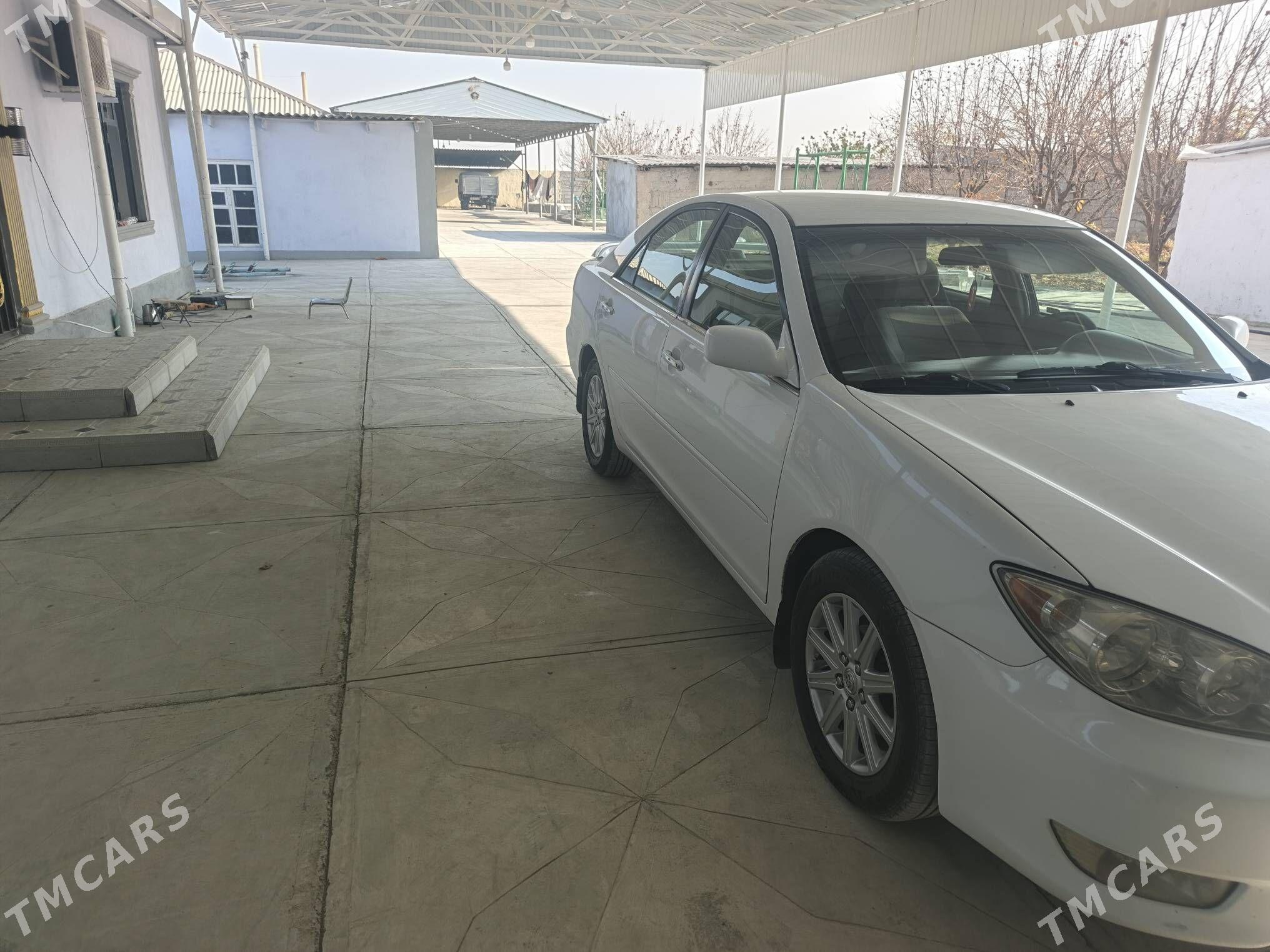 Toyota Camry 2004 - 155 000 TMT - Гёкдепе - img 4