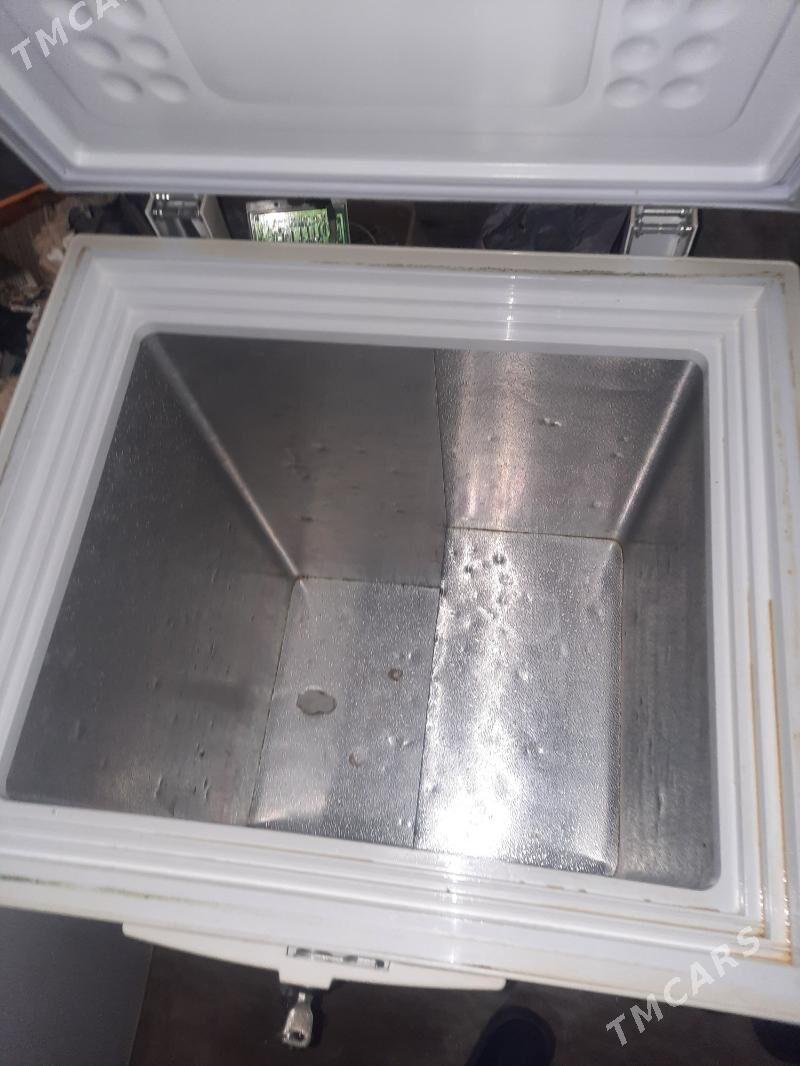 холодильник морозильник - Büzmeýin GRES - img 2