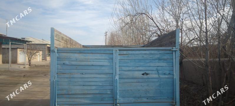 UAZ 452 1980 - 70 000 TMT - Шабатский этрап - img 3