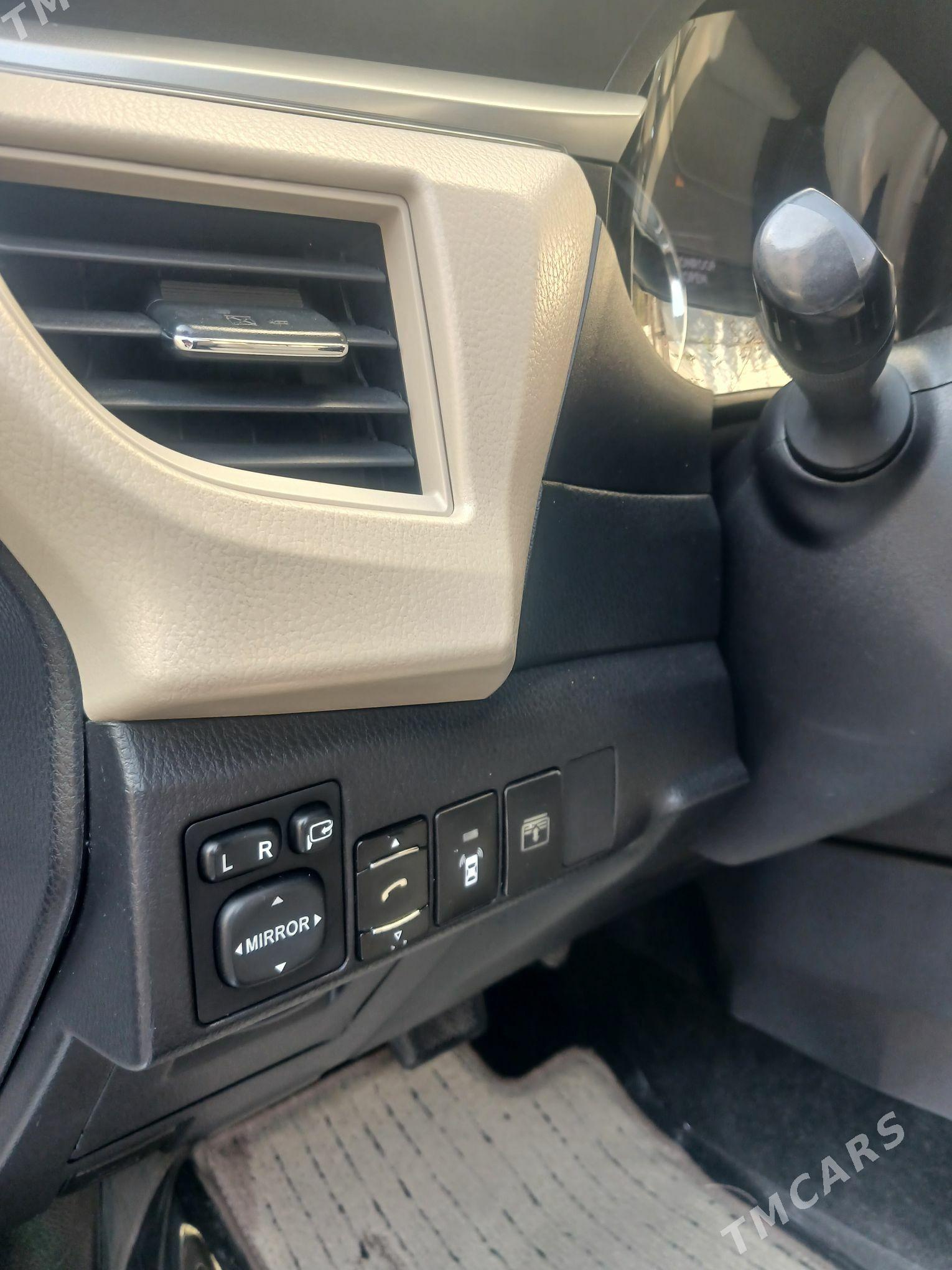 Toyota Corolla 2014 - 255 000 TMT - Aşgabat - img 4