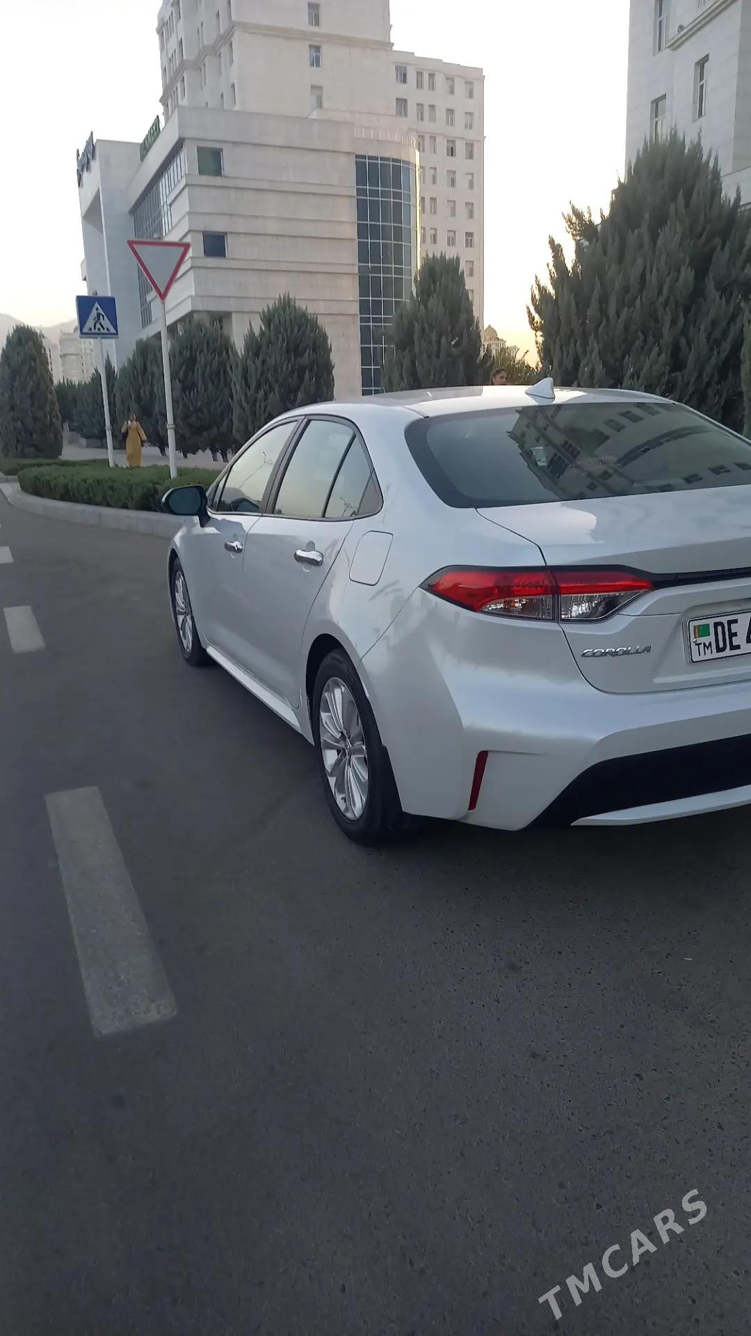 Toyota Corolla 2022 - 250 000 TMT - Aşgabat - img 4