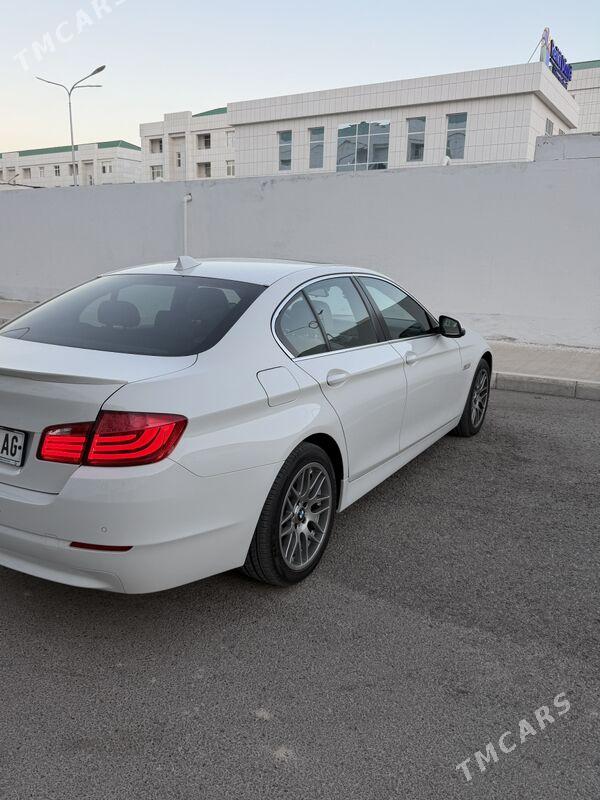 BMW F10 2011 - 300 000 TMT - Aşgabat - img 3
