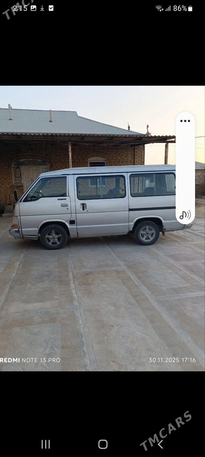 Toyota Hiace 1992 - 52 000 TMT - Murgap - img 4