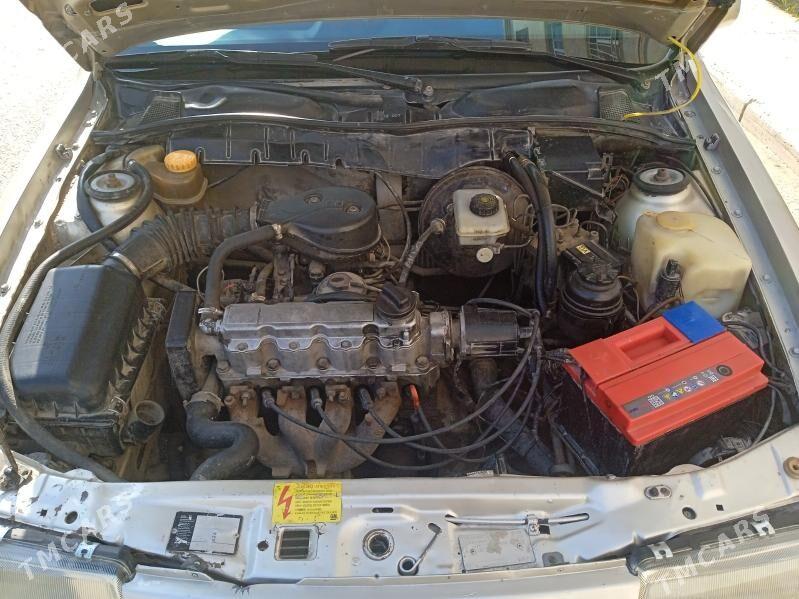 Opel Vectra 1990 - 33 000 TMT - Мары - img 7