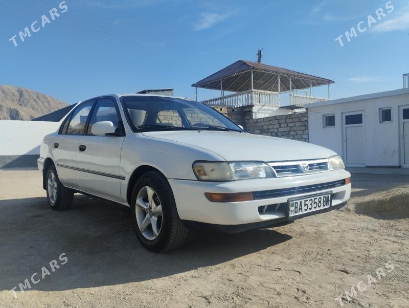 Toyota Corolla 1994 - 70 000 TMT - Балканабат - img 1