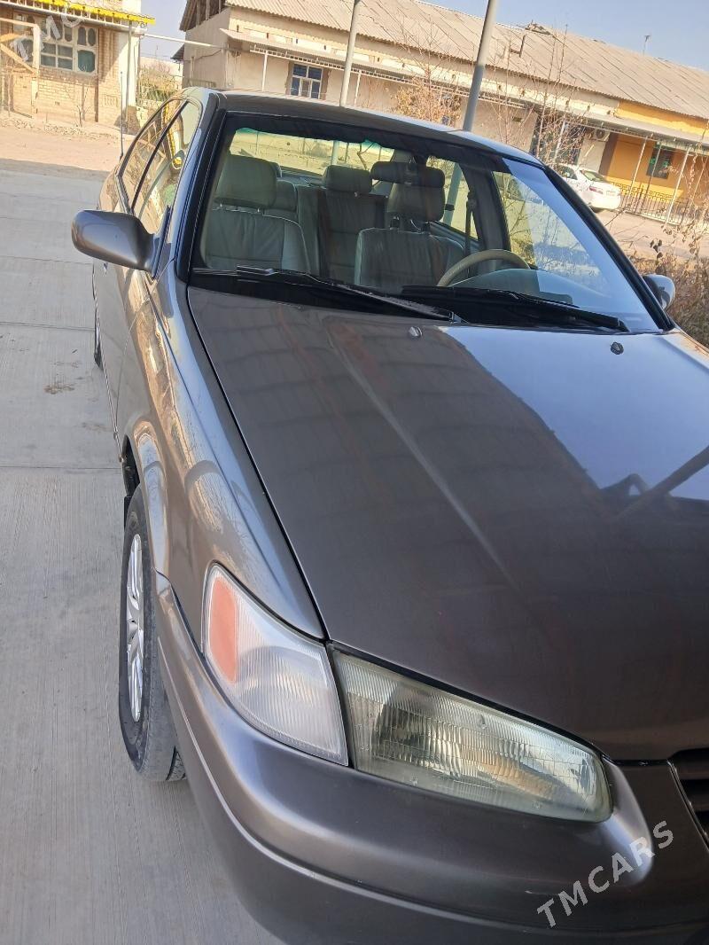 Toyota Camry 1999 - 135 000 TMT - Шабатский этрап - img 1