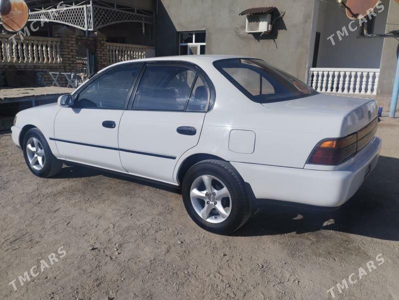 Toyota Corolla 1994 - 70 000 TMT - Балканабат - img 3