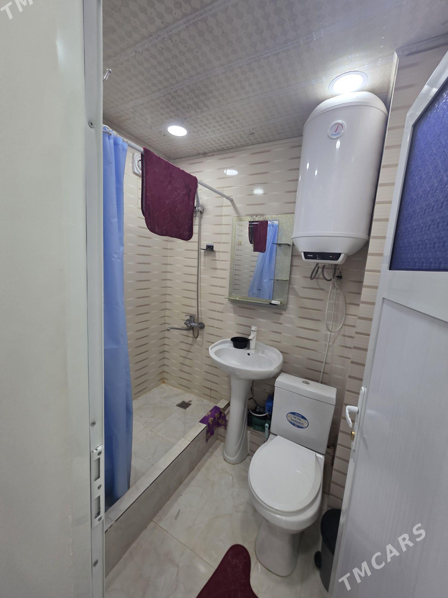 11mkr 3 etaz 2komnat - 11 мкр - img 6