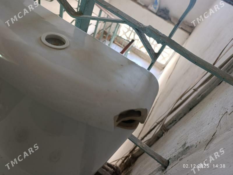 unitaz - 4 mkr - img 3