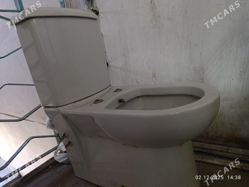 unitaz - 4 mkr - img 1