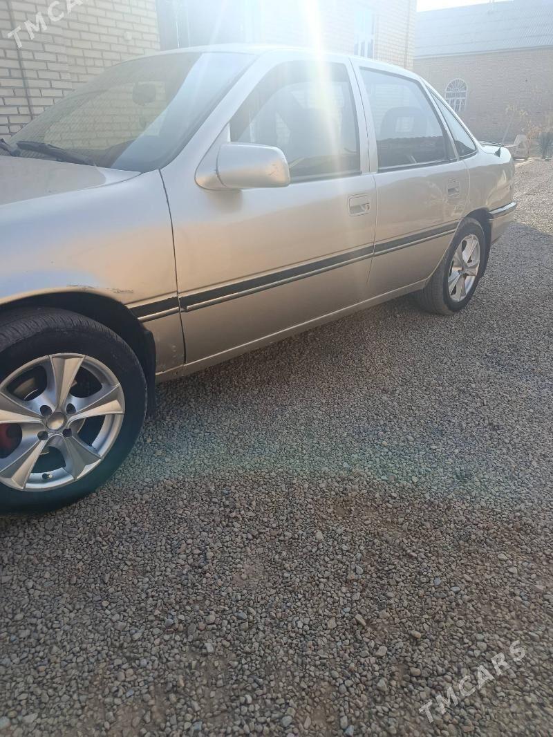 Opel Vectra 1992 - 35 000 TMT - Векильбазар - img 3