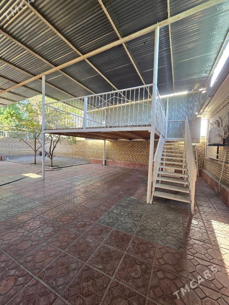 30 mkrn 4 sotk Plan 4 komnt - 30 мкр - img 2