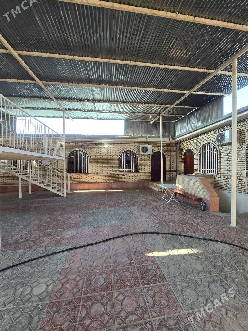 30 mkrn 4 sotk Plan 4 komnt - 30 мкр - img 3