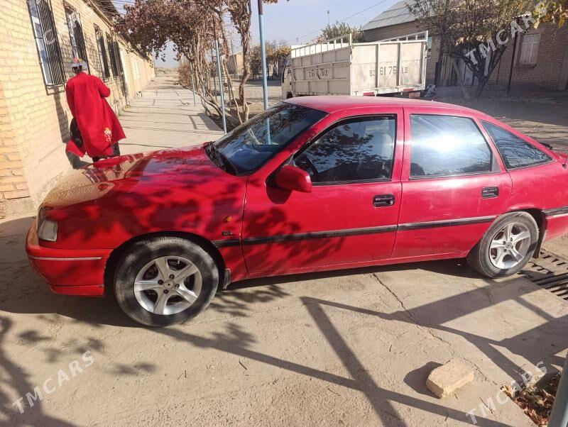 Opel Vectra 1993 - 26 000 TMT - Saýat - img 4