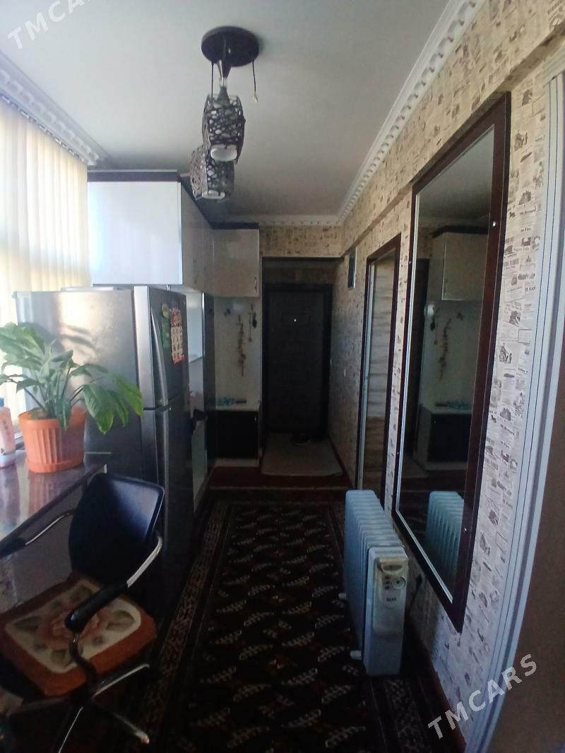 2kom 2nji etaz gosy bilen - 4 мкр - img 2