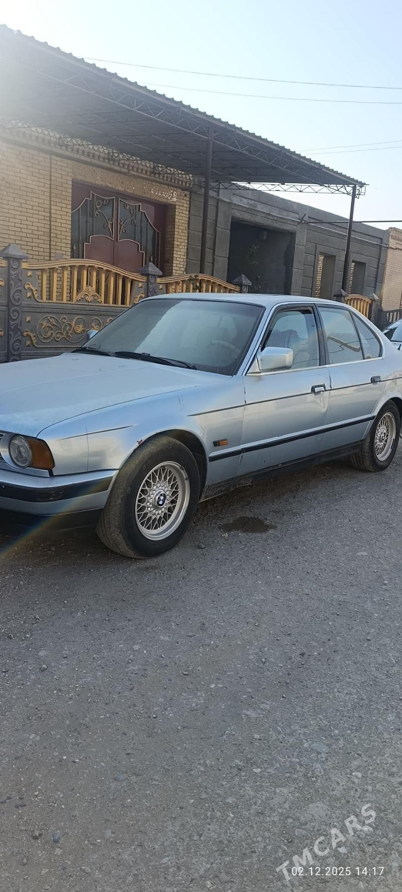 BMW 520 1990 - 26 000 TMT - Türkmenabat - img 3