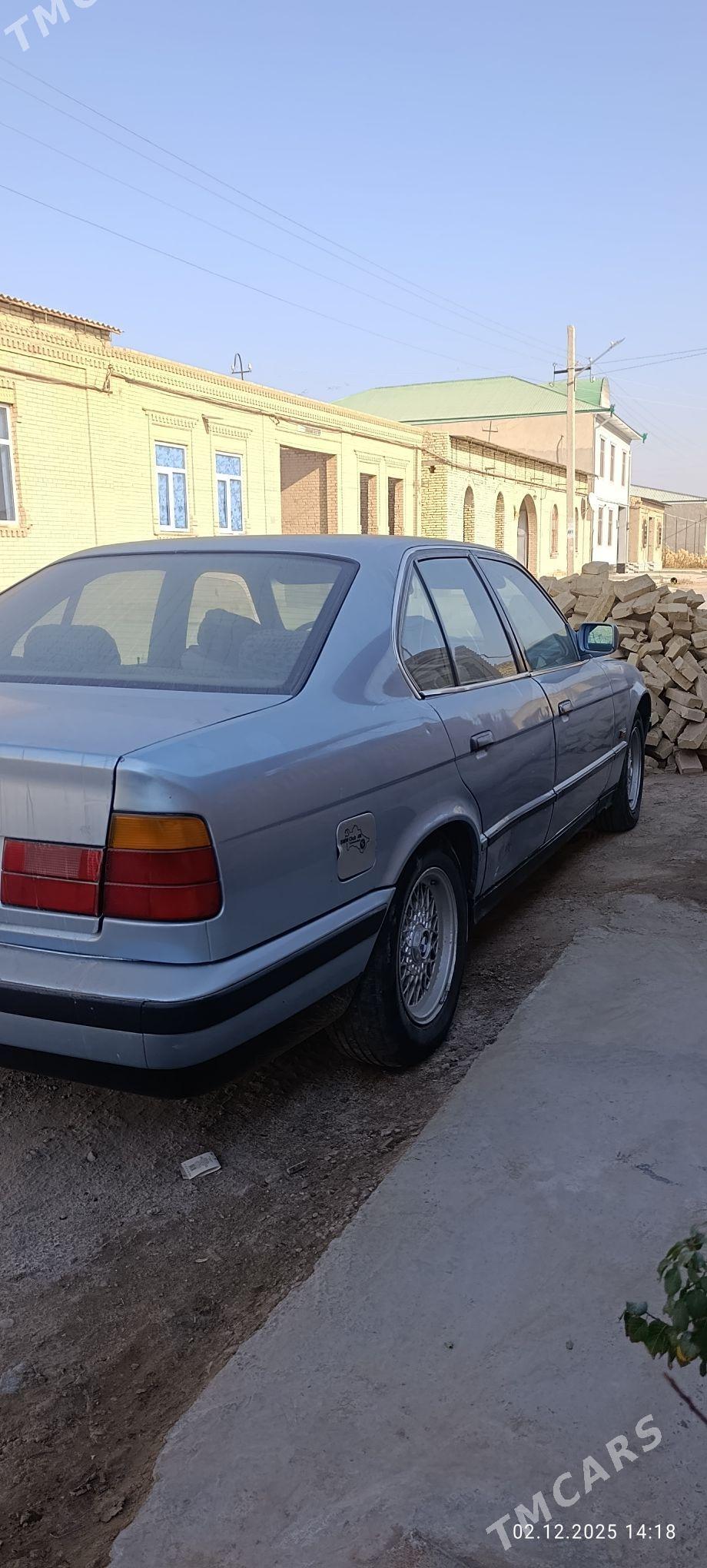 BMW 520 1990 - 26 000 TMT - Türkmenabat - img 2
