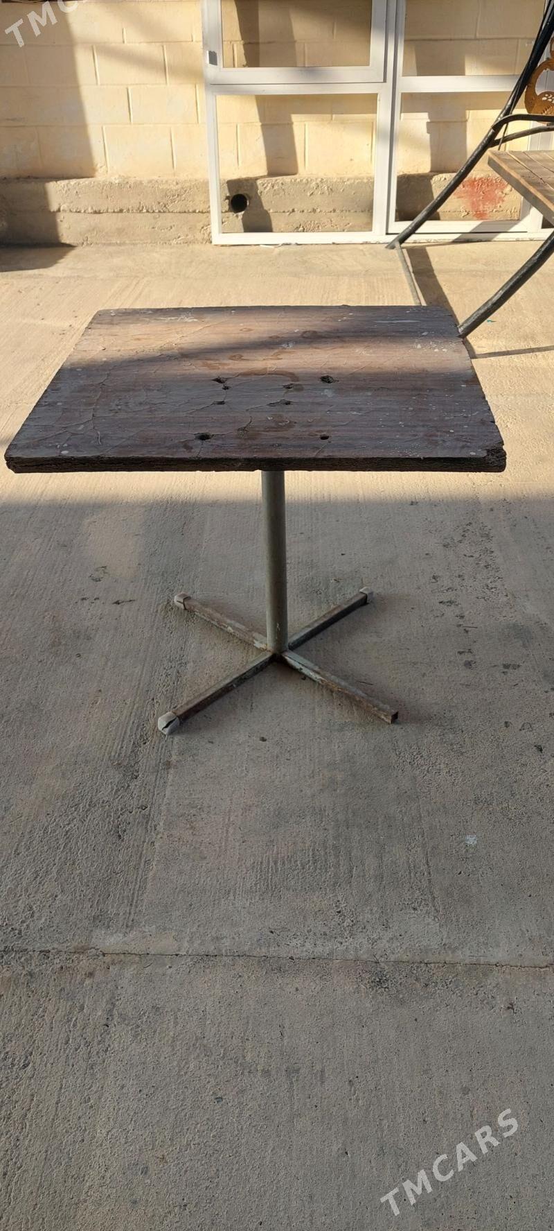 stol parta ulanylan yagday gow - Bagyr - img 2