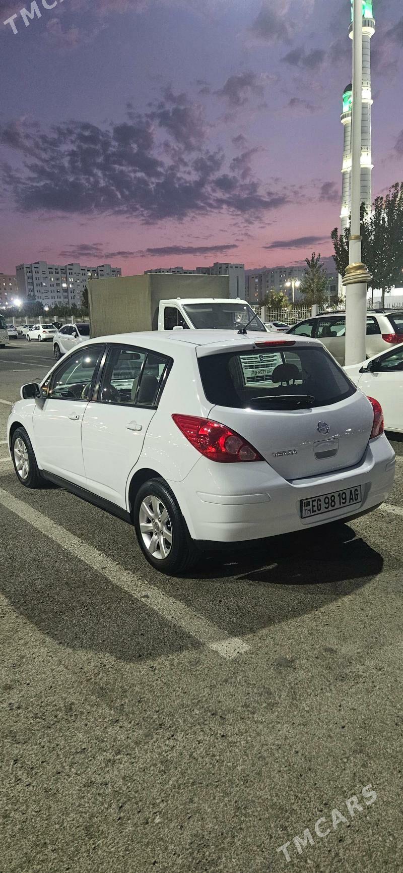 Nissan Versa 2010 - 140 000 TMT - 11 mkr - img 4