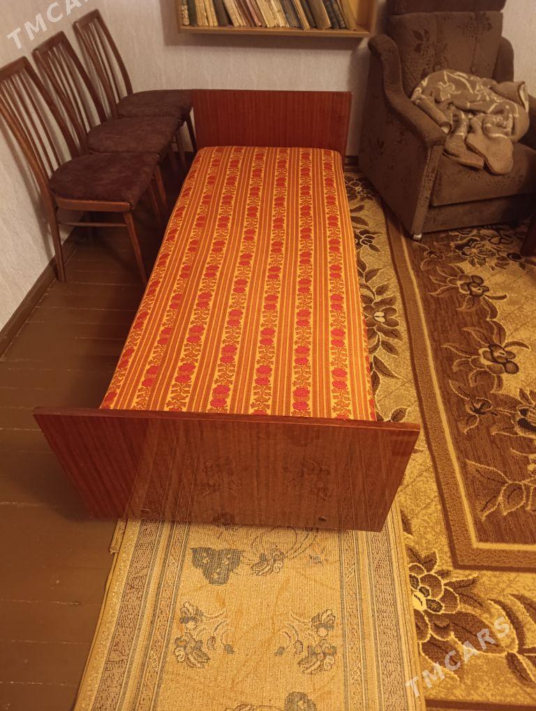 кровати - Çärjew - img 2