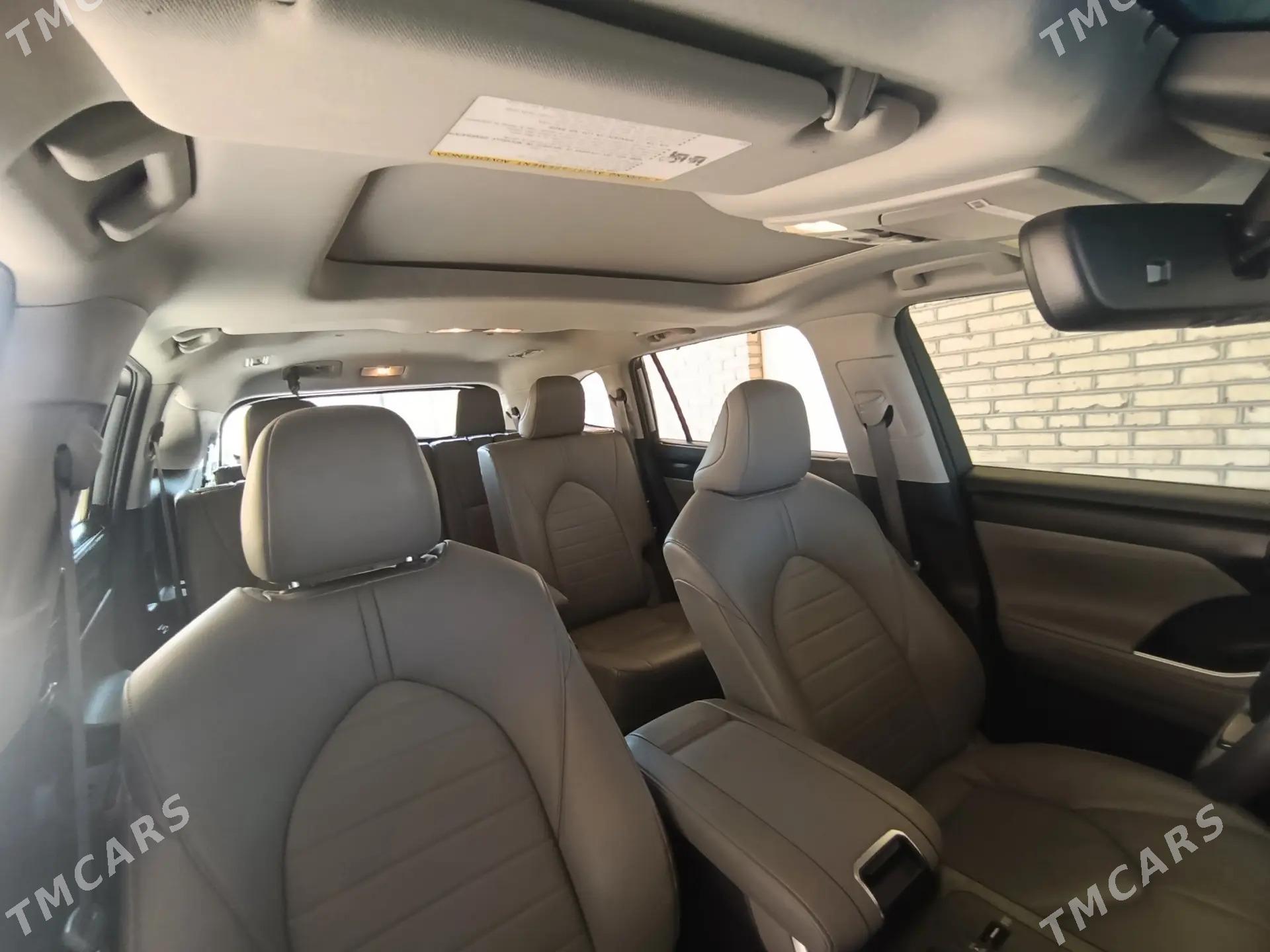 Toyota Highlander 2023 - 580 000 TMT - Bedew - img 6