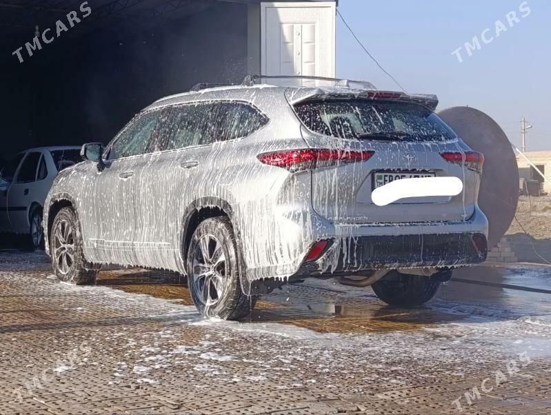 Toyota Highlander 2023 - 580 000 TMT - Bedew - img 8