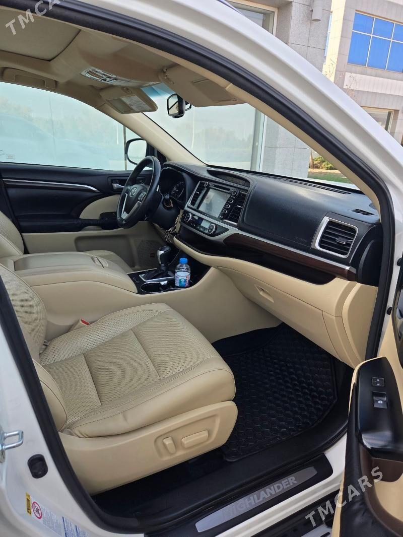 Toyota Highlander 2016 - 490 000 TMT - Podwoýski köç. (Bitarap Türkmenistan şaýoly) - img 2