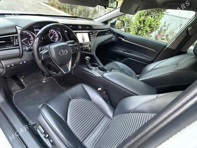 Toyota Camry 2019 - 298 000 TMT - Aşgabat - img 8