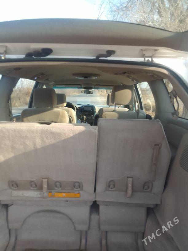 Toyota Sienna 2004 - 250 000 TMT - Шабатский этрап - img 4