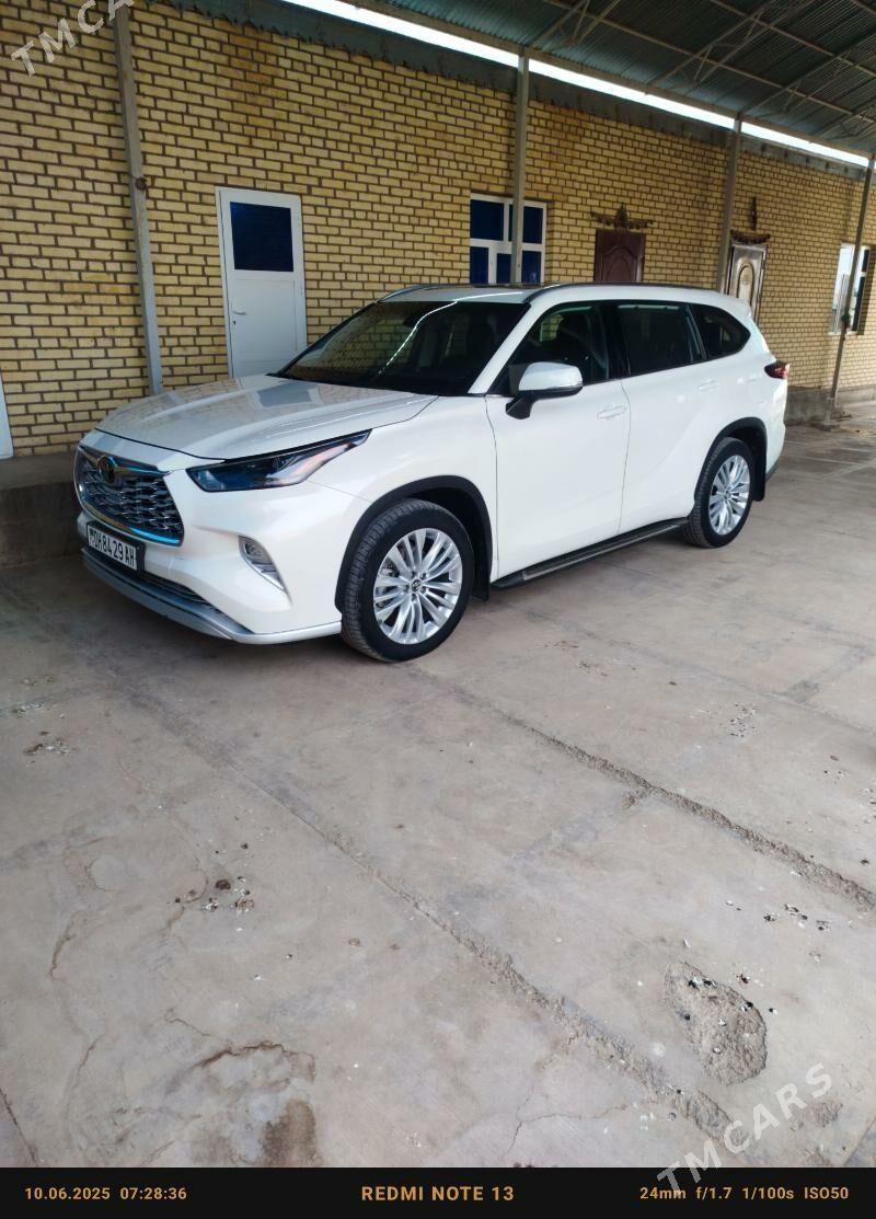 Toyota Highlander 2021 - 580 000 TMT - Теджен - img 2