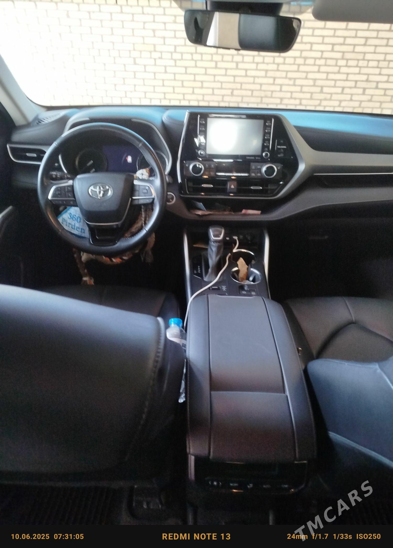 Toyota Highlander 2021 - 580 000 TMT - Теджен - img 4