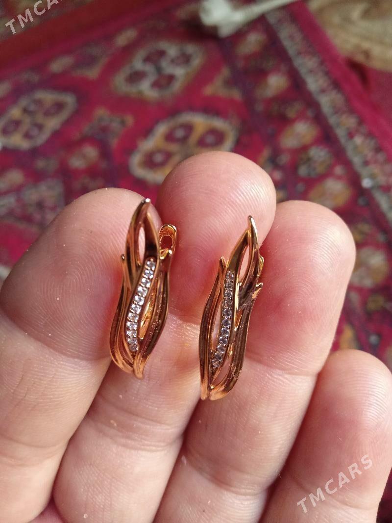 gyzyl menzes - Кёнеургенч - img 2