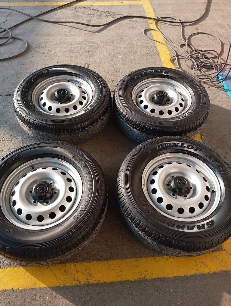 17 lik diska pakriska haylyks 3 000 TMT - Бедев - img 2