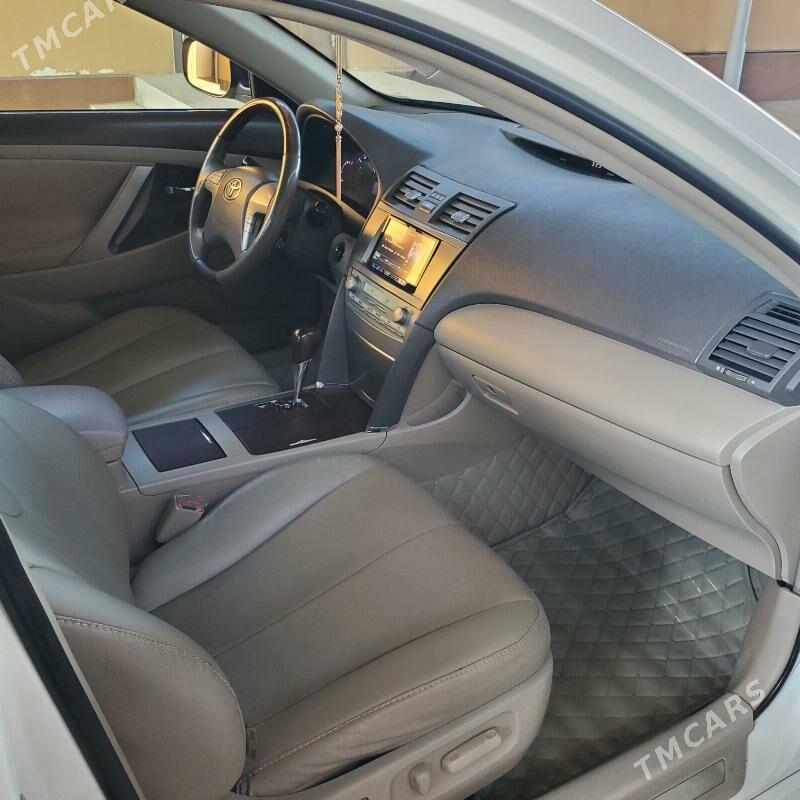 Toyota Aurion 2011 - 265 000 TMT - Бахарден - img 9