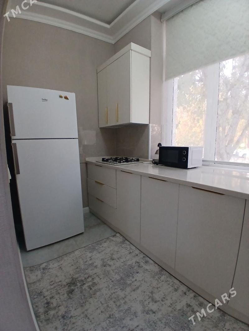 3 ком 2/1 этаж Первомайская - Ашхабад - img 7